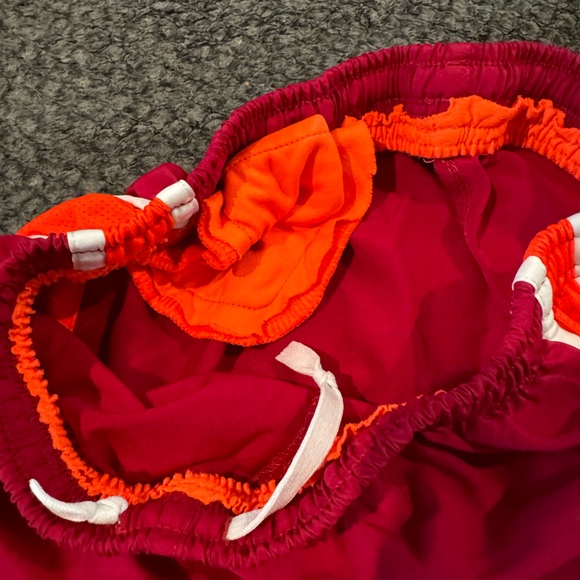 Nike Running Shorts - Picture 2 of 4